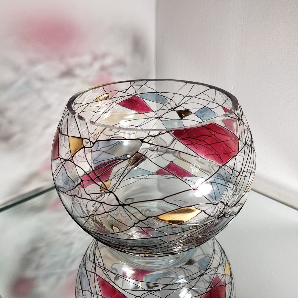 Glass candle holder